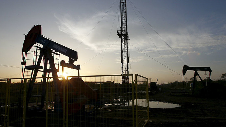 Oil drops to 11-year low amid Middle East turmoil