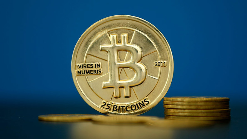 Bitcoin beat dollar in 2015