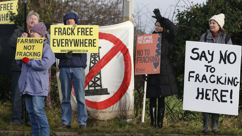 Anti-fracking protesters arrested as UK police storm camp (VIDEO)