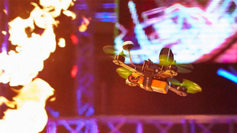 Neon VR: Drones provide trippy simulation of space flight (VIDEO)