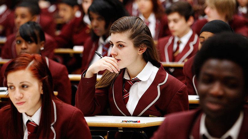 England’s youth ‘worst at literacy & basic math’ in developed world – report