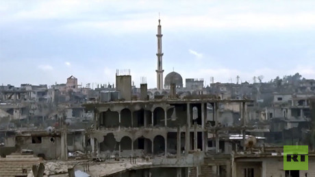 Apocalyptic scenes of strategic town in southern Syria retaken from jihadists (VIDEO)