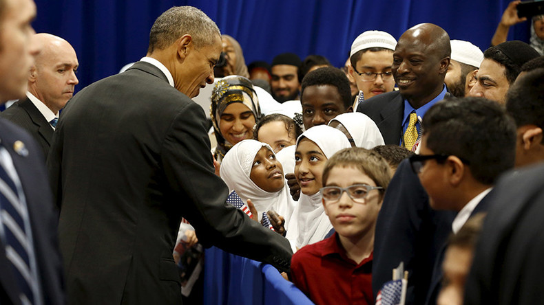 #TooLateObama: President criticized for mosque visit from left and right
