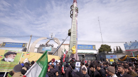 Iran test-fires missiles in defiance of US sanctions
