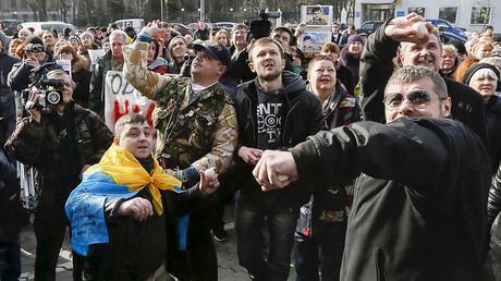 Russia’s embassies in Ukraine attacked by angry mobs over pilot Savchenko (VIDEO)