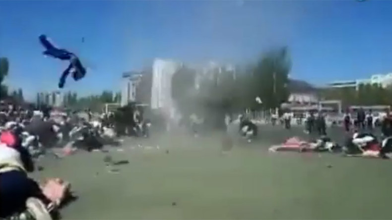 ‘Dust devil’ twister sucks in Chinese schoolboy (VIDEO, PHOTO)