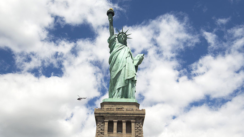 Pro-Turkey group skywrites slogans denying Armenian genocide above NYC (PHOTOS)