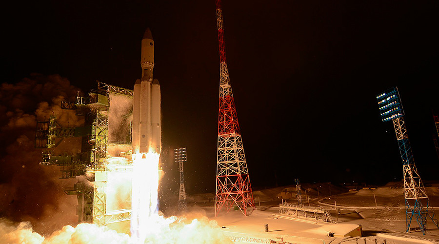 Russia’s A5V heavy-lift rocket to be ‘ready for lunar missions by 2025’ – Roscosmos chief to RT