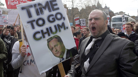 Crowds march in London to demand Cameron resignation following Panama Papers leak (IMAGES)
