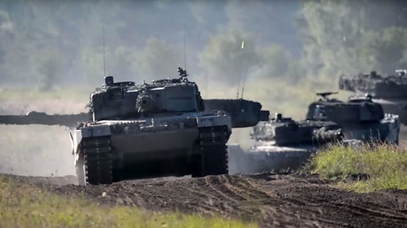 Swiss tank battalion could be sent to Italy border to stop ‘migrant onslaught’ - report