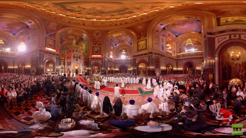 1st ever 360 video from Moscow main cathedral shows grandeur of Orthodox Easter service