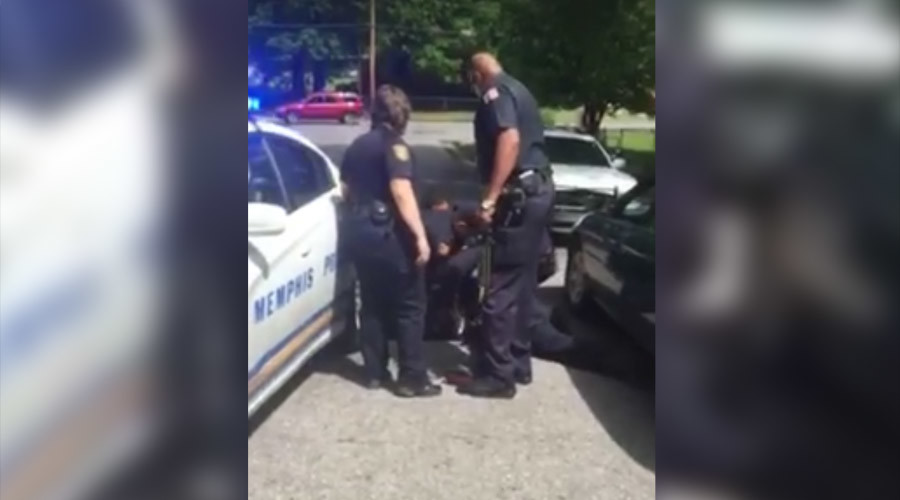 Memphis police tackle man to ground, arrest him for filming them (VIDEO)