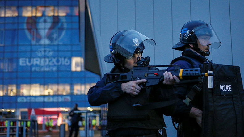 Euro 2016: 82 security staff revealed to be on terror watch list – French intelligence
