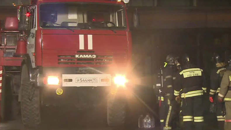 VIDEO: 3 reported dead as huge fire devastates factory near Moscow