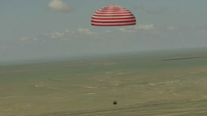 Re-entry capsule for China’s next-gen space carrier lands in Inner Mongolia