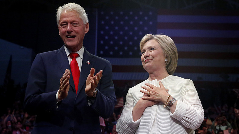 Bill Clinton’s secret meeting with Loretta Lynch sparks suspicions over Hillary email scandal