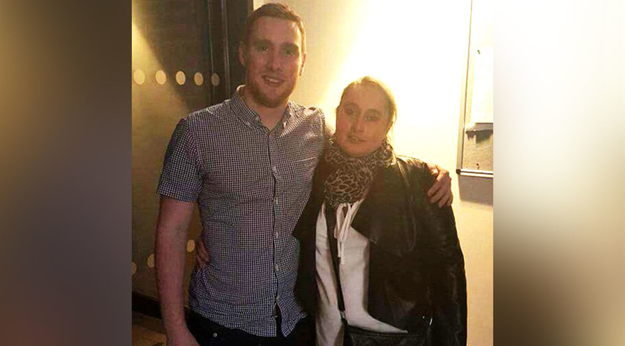 Adopted man tracks down his mother... ‘falls in love’ with her