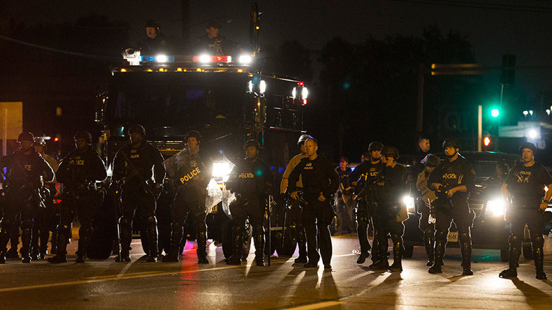 Obama orders review of ban on military-grade police equipment – report