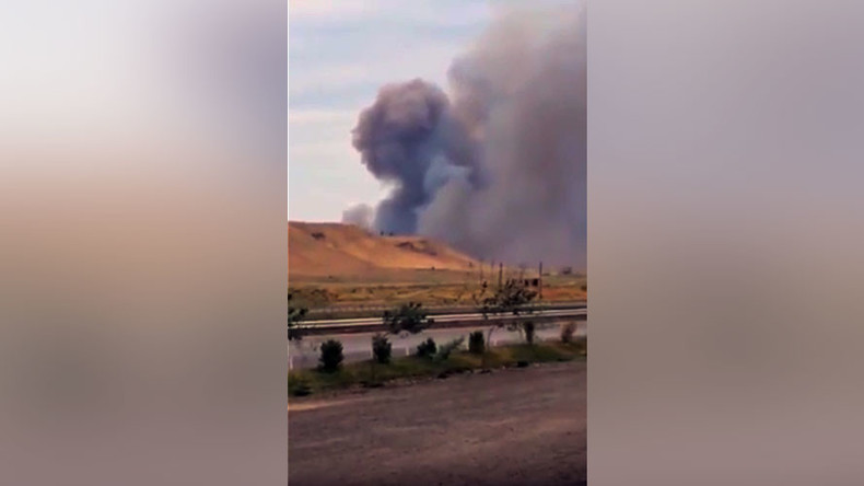 Blasts & fire at arms factory in Azerbaijan, 2 killed, 24 injured (VIDEO)