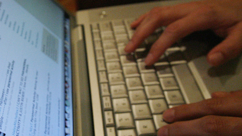 Clinton campaign, Democratic campaign group target of new hack - report