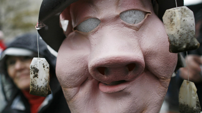 Pig Mask Public Sex Couple Cause Traffic Jam In Sweden RT Viral