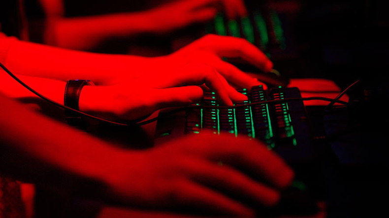 Guccifer 2.0 angry about his DNC hack being blamed on Russians – WSJ
