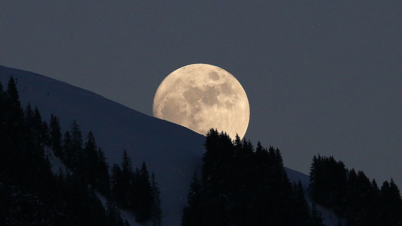 Boom rescaled: ‘Extremely giant impact’ may be behind making of Earth’s moon