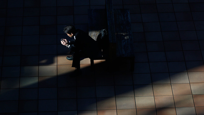 Feds tried to inflict year-long gag over data request from Signal chat app