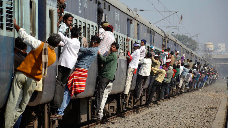 Train Porn - Porn-hub: Indian train station gets free WiFi, commuters ...