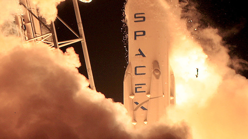 SpaceX’s Falcon 9 fueling plan alarms NASA advisory panel – report
