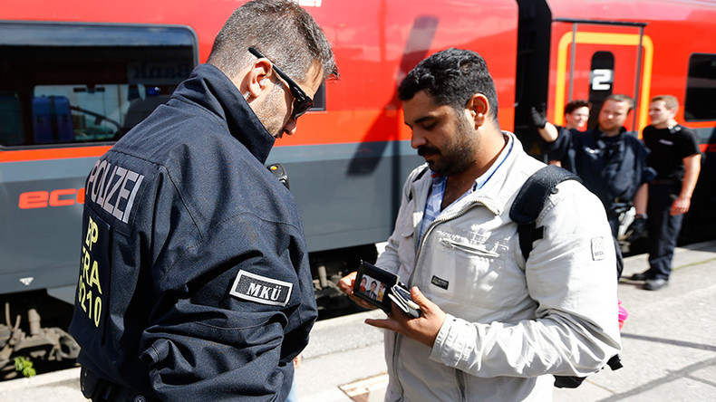 ISIS training militants to pass refugee application procedures in Europe – report