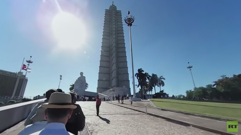 Hasta siempre, Fidel! 360 video shows Cubans paying last respects to Castro