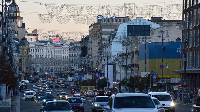 Most Russians want Ukraine independent but friendly, poll shows
