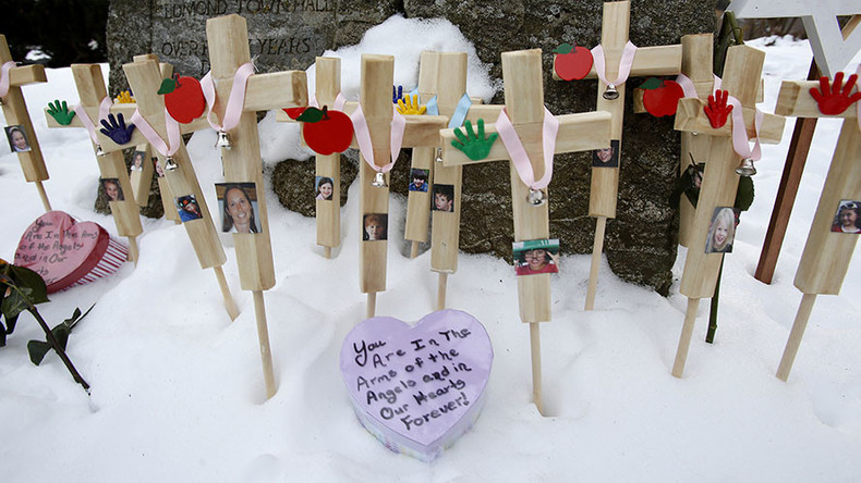 Sandy Hook gun manufacturer lawsuit to proceed