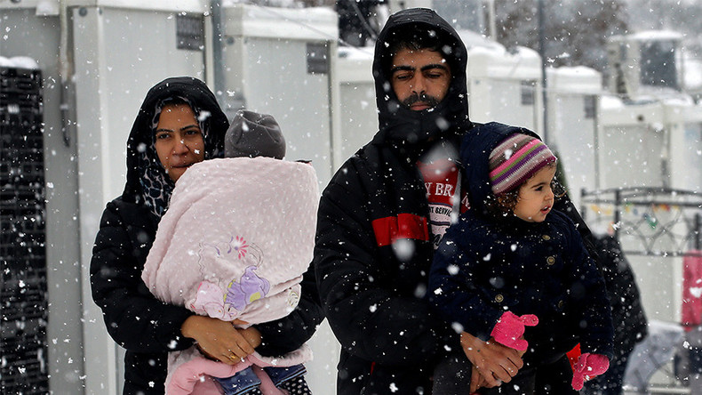 Germany plans to start sending refugees back to Greece in March