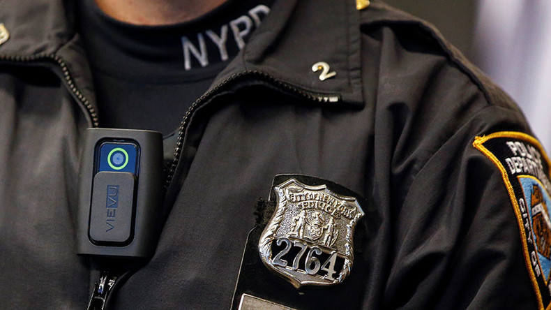 All New York police officers to wear body cameras by 2019