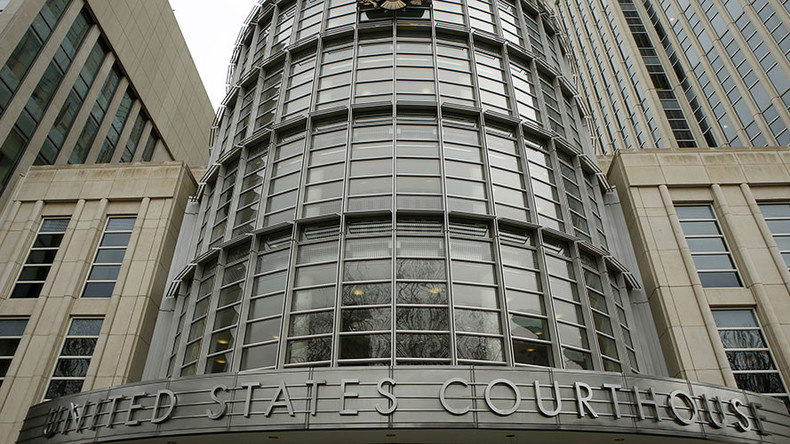 Two Americans plead guilty to bomb plot, admit supporting ISIS