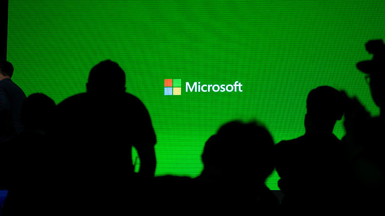 Microsoft’s ‘virtual couch’ will send film buffs to outer space & virtual worlds