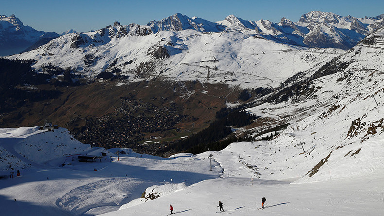 High avalanche risk in Alps amid heavy snow; 2 dead | CTV News