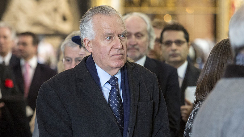 Peer aims to block Brexit in Lords’ debate as Prime Minister May looks on (LIVE)