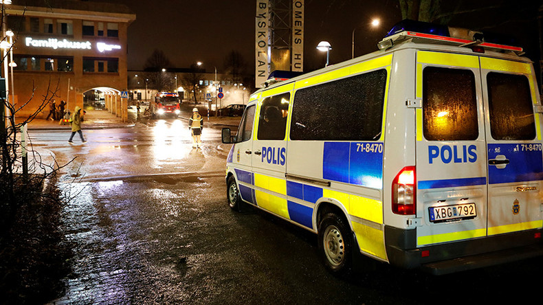 Swedish police accused of inaction over Stockholm riot