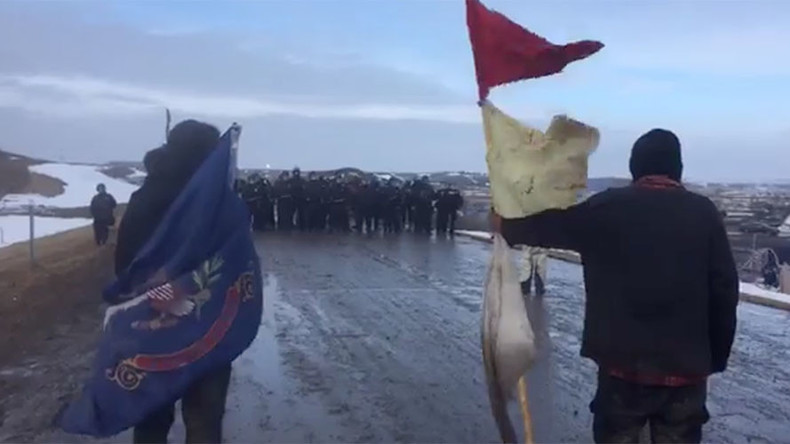Police begin arresting, removing last DAPL protesters