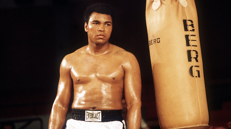 ’What’s my name?’:  Muhammad Ali’s son detained for 2 hours at Florida airport