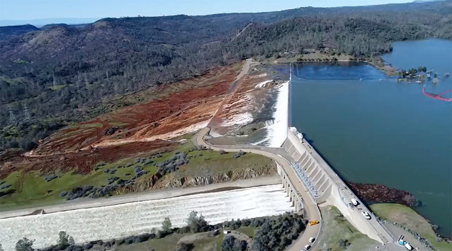 Oroville Dam: Incredible aerial footage shows magnitude of repair ... - 58a2f73cc36188c93c8b461f