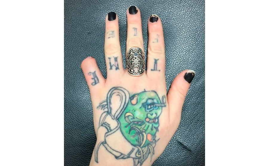 Tattoo Artist Cuts Off Her Own Little Finger With Bolt Cutters Shares Picture On Facebook Graphic Rt Uk News