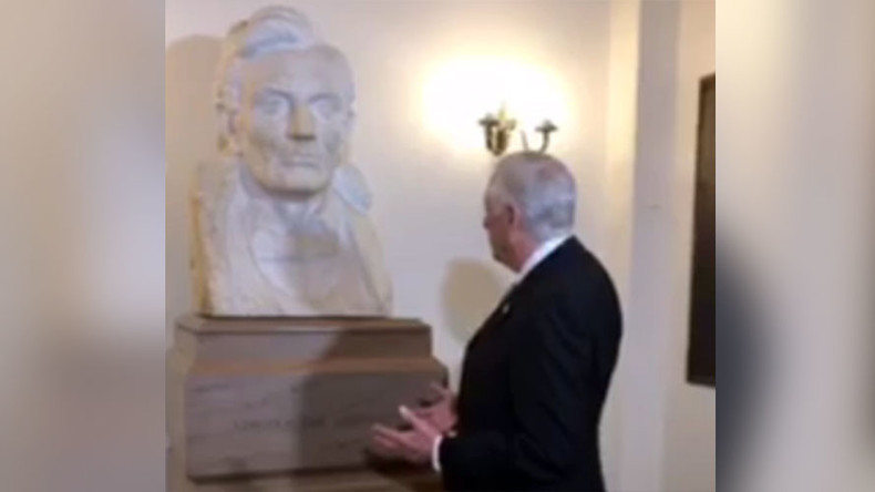 Politicians talk to statue, lug around photocopier in search of 'secret' Obamacare replacement bill