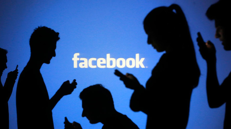 Fake news ‘flourishes’ on Facebook & Google, say publishers 