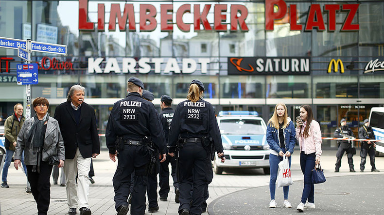 Isis Behind Plot To Attack Essen Shopping Mall German Interior Minister Rt World News