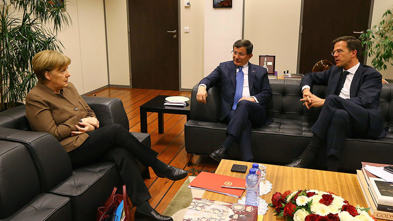 Merkel, Rutte agreed refugee quota in deal with Turkey, did not tell other EU leaders – report