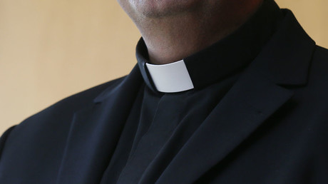 Suicide vicar accused by widow of having affairs with 7 women on one small island